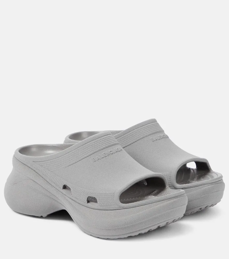 Balenciaga x Crocs Pool slides
