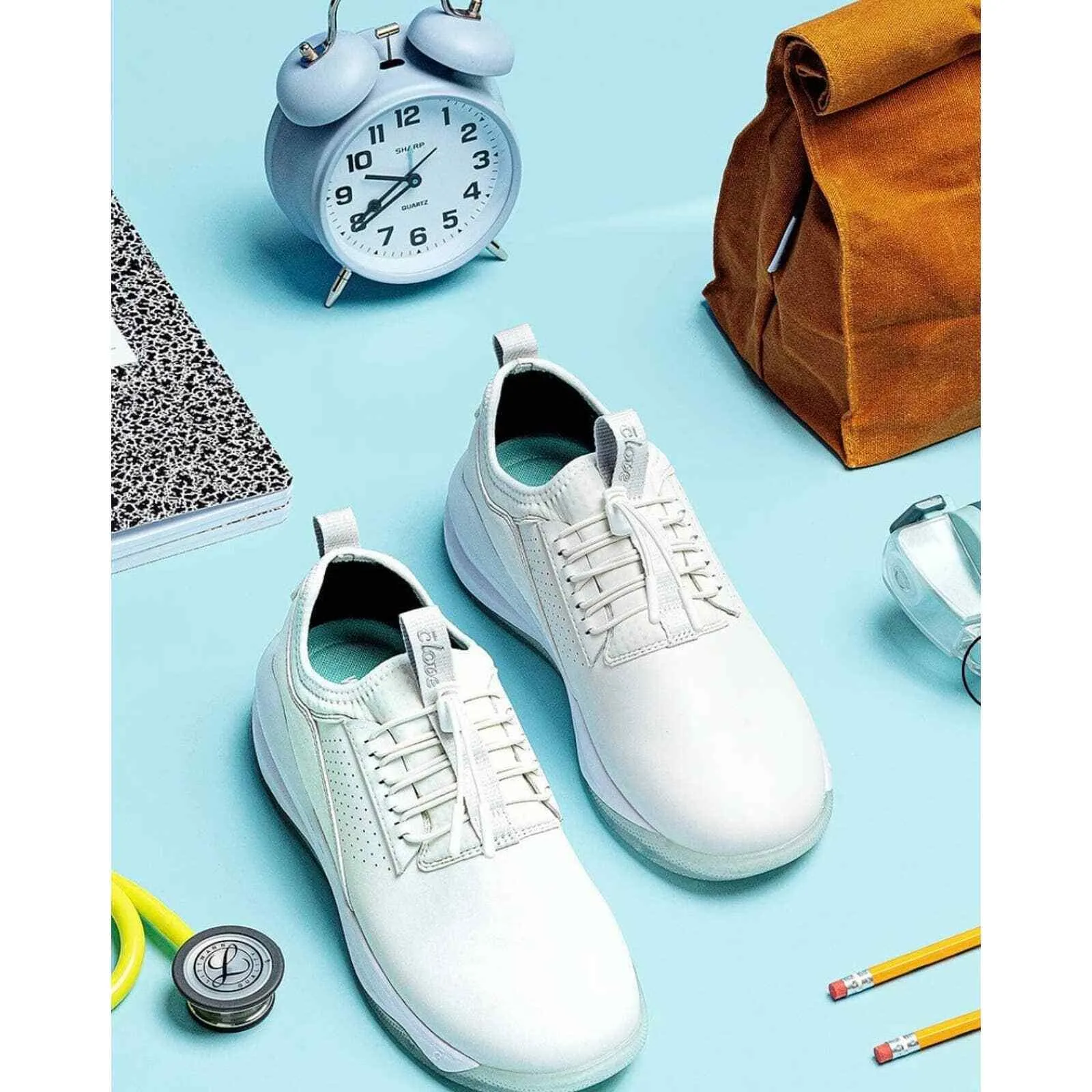 Clove Classic Shoes Sneakers Healthcare Nursing Brilliant White 8.5 New