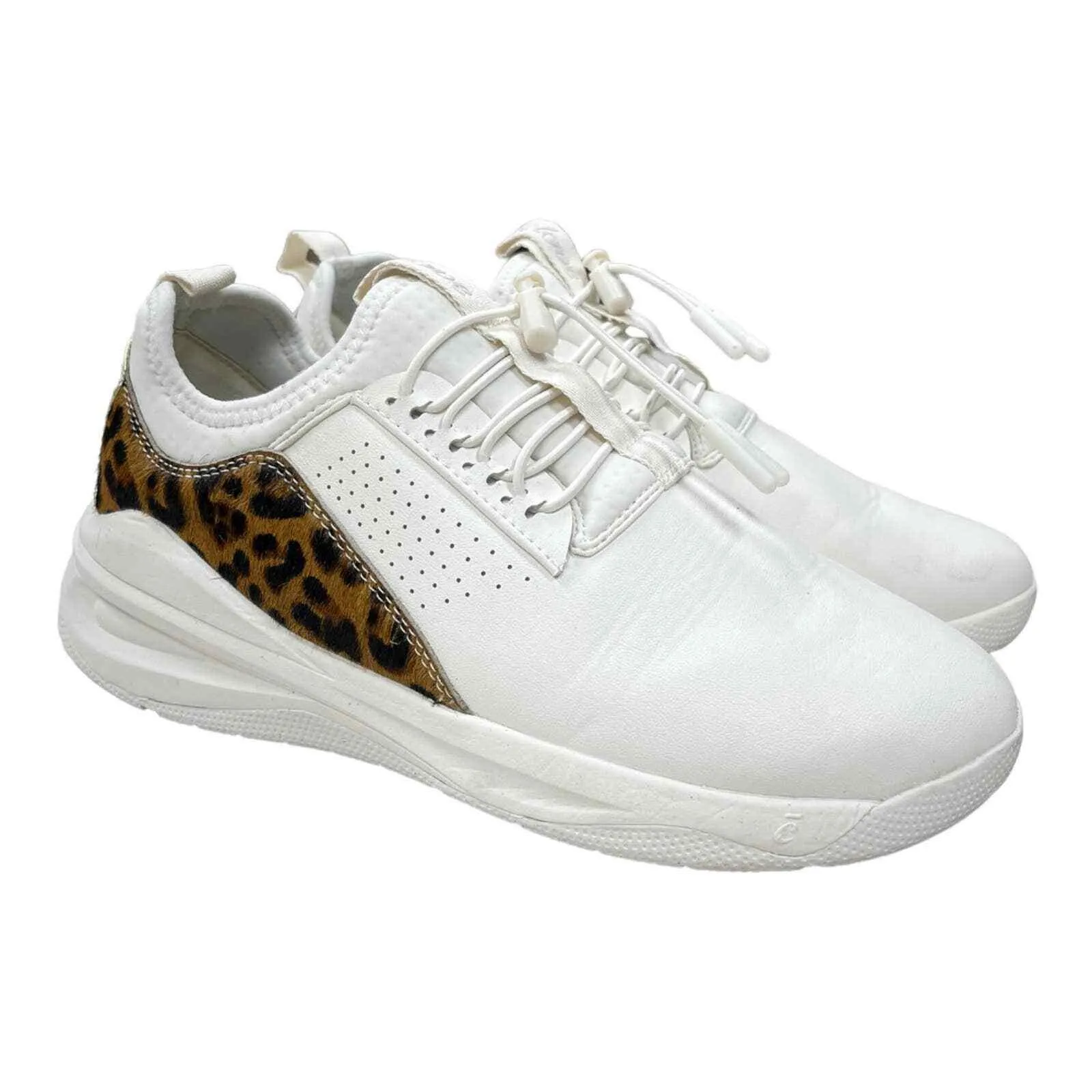 Clove Classic Shoes Sneakers Healthcare Nursing Leopard White Leopard Size 6