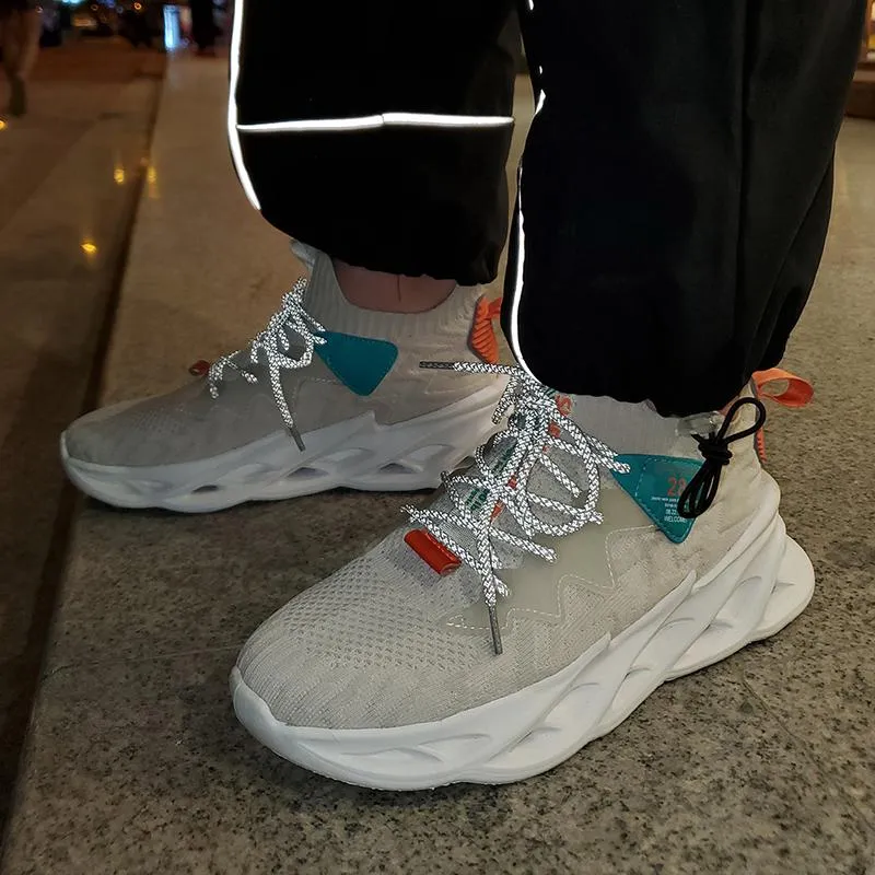 OBERON 'Shikari Stride' X9X Sneakers